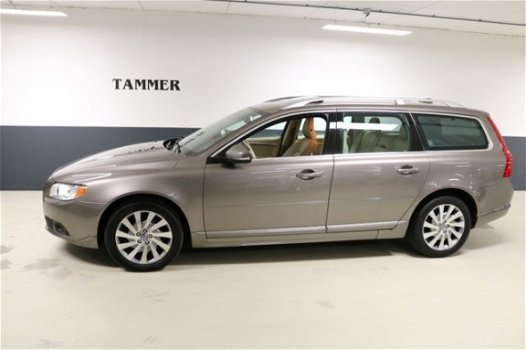 Volvo V70 - 1.6 T4 LIMITED EDITION - 1