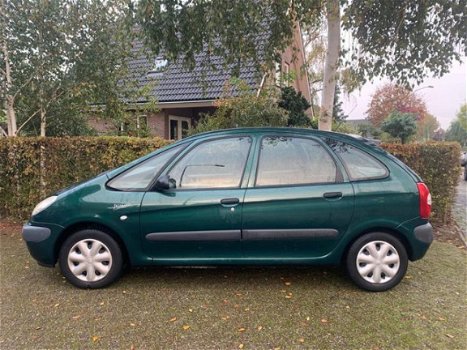 Citroën Xsara Picasso - 1.8i-16V CLIMATE 2 SLEUTELS - 1