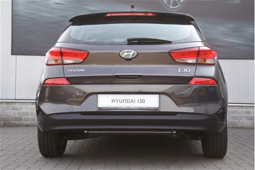 Hyundai i30 - 1.0 T-GDI Comfort | OP=OP | Navigatie | Airco (automatisch) | Bluetooth | Achteruitrij - 1