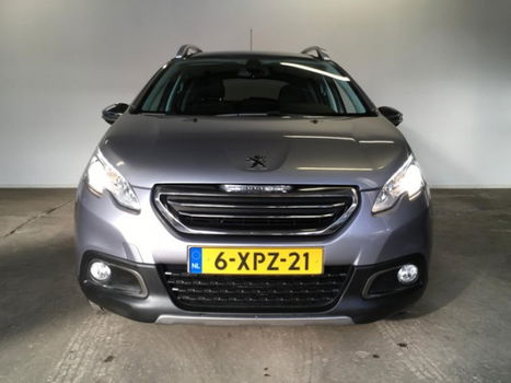 Peugeot 2008 - 1.2 PureTech Allure Navi / Clima / Panodak / Etc - 1