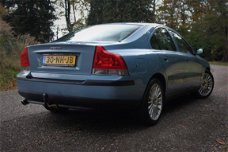 Volvo S60 - 2.5 T Geartronic Turbo 210pk Automaat Leder NAP