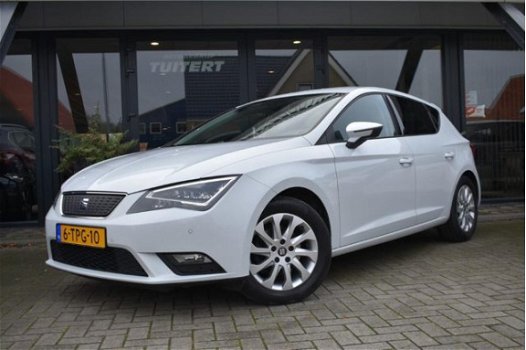 Seat Leon - 1.6 TDI Limited Edition III [ LED XENON NAVIGATIE LEDER/ALCANTARA TREKHAAK PARKEERSENSOR - 1