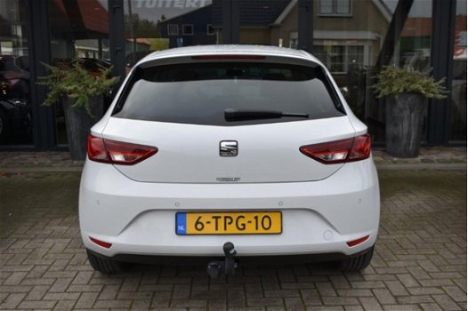 Seat Leon - 1.6 TDI Limited Edition III [ LED XENON NAVIGATIE LEDER/ALCANTARA TREKHAAK PARKEERSENSOR - 1