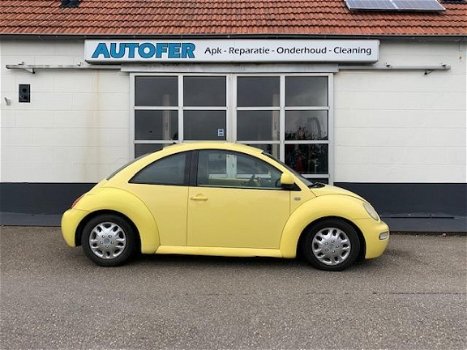 Volkswagen New Beetle - 2.0 Highline knappe gele kever zoekt nieuwe vriendin #yellowsubmarine - 1