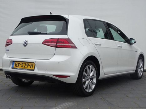 Volkswagen Golf - 1.4 TSI GTE Hybride Marge geen BTW , ADAP CRUISE , NAVI , STOELVERWARMING , LMV - 1