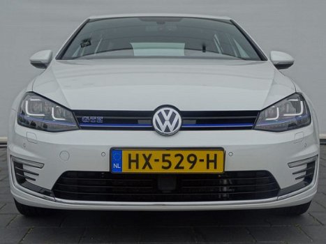 Volkswagen Golf - 1.4 TSI GTE Hybride Marge geen BTW , ADAP CRUISE , NAVI , STOELVERWARMING , LMV - 1