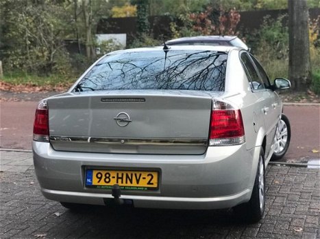 Opel Vectra - 1.8-16V Business 2e Eigenaar/Nieuwe Apk/Airco/Elec Ramen/Navi - 1