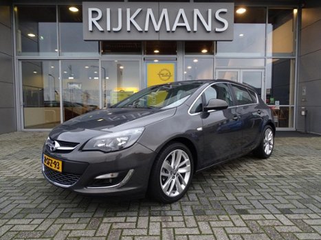 Opel Astra - Sport 1.4T 140 pk 5drs - navi - trekhaak - AGR - dealeronderhoud - 1