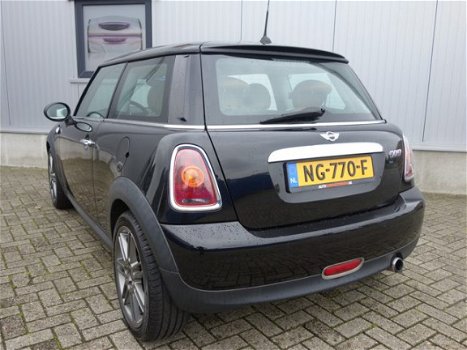 Mini Mini Cooper - 1.6 Leer Clima LM-velgen Chili - 1