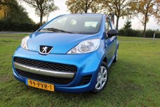 Peugeot 107 - 1.0-12V Accent