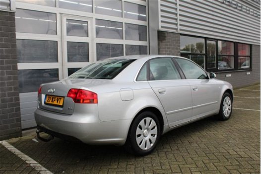 Audi A4 - 2.0 Advance Climate Cruise Navigatie N.A.P - 1