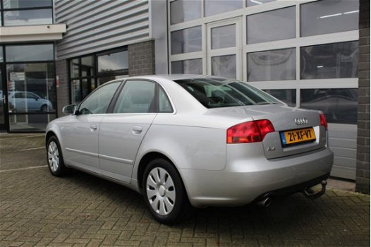 Audi A4 - 2.0 Advance Climate Cruise Navigatie N.A.P - 1