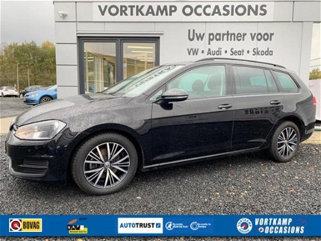 Volkswagen Golf - 1.2 TSI Comfortline NAVI/PDC/TREKHAAK/STOELVERW - 1