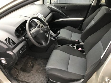 Toyota Verso - 1.6 VVT-i Terra - 1