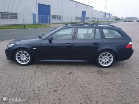 BMW 5-serie Touring - 525d High Executive - 1