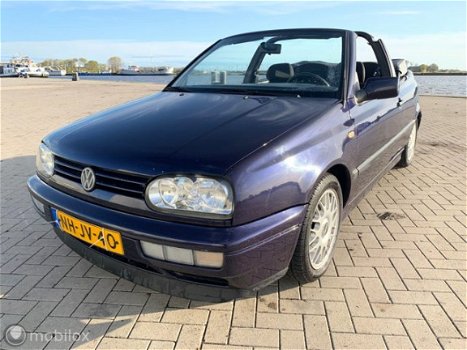 Volkswagen Golf Cabriolet - 1.8, Nw APK - 1