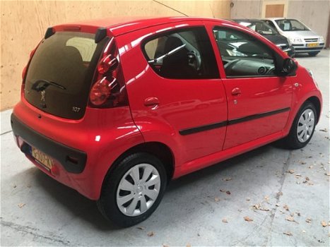 Peugeot 107 - 107 1.0 Access - 1