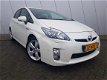 Toyota Prius - 1.8 Dynamic | AUTOMAAT | AIRCO | NAVI | KEY-LESS ENTRY | LUXE | - 1 - Thumbnail