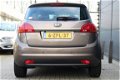 Kia Venga - 1.4 CVVT First Edition | Navigatie | Cruise Control | Camera - 1 - Thumbnail