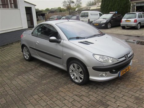 Peugeot 206 CC - 2.0 16V - 1