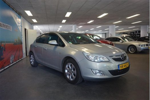 Opel Astra - 1.6 ECOTEC 85KW 5-D Selection - 1