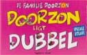 De familie Doorzon Doorzon ligt dubbel - 1 - Thumbnail