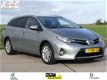 Toyota Auris - 1.8 Hybrid AUTOMAAT Navi+Camera ECC - 1 - Thumbnail