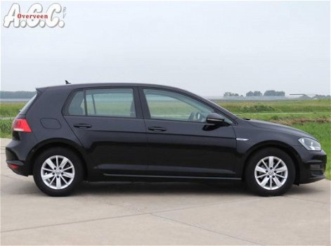 Volkswagen Golf - 1.6 TDi BlueMotion Park Assist Navi ECC - 1