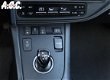 Toyota Auris - 1.8 Hybrid AUTOMAAT Stoelverwarming Navi - 1 - Thumbnail