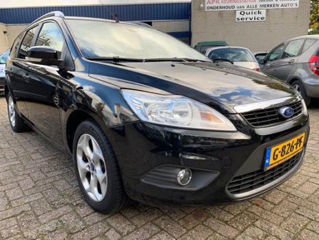 Ford Focus Wagon - 1.6 Trend *AIRCO*STUURBEKR.*DIMLICHT AUTOM.*LM VELGEN - 1