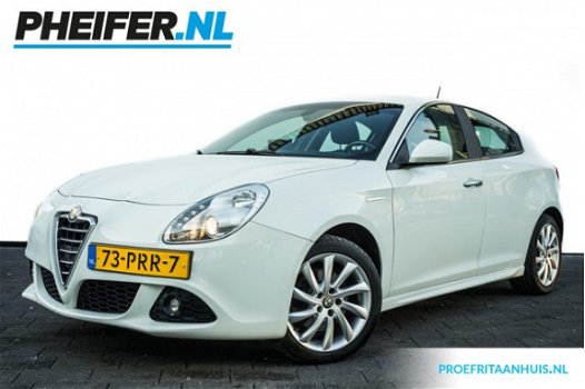 Alfa Romeo Giulietta - 1.4T 170pk Distinctive Full map navigatie/ Alfa DNA/ Climate control/ Tel. bl - 1