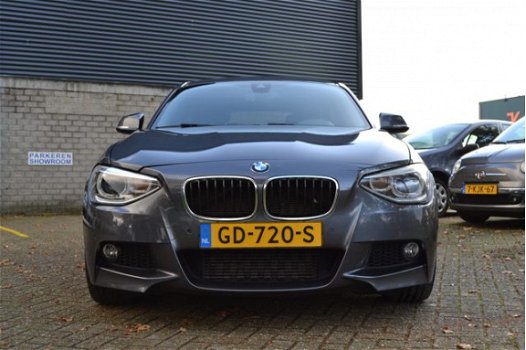 BMW 1-serie - 125d AUTO-8 / M PAKKET / ALCANTARA / NAVI / CAMERA / H-K SOUND / LMV 18'' - 1