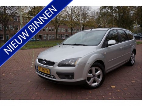 Ford Focus Wagon - 1.8-16V Futura Flexifuel 2e EIGENAAR DEALER ONDERHOUDEN - 1