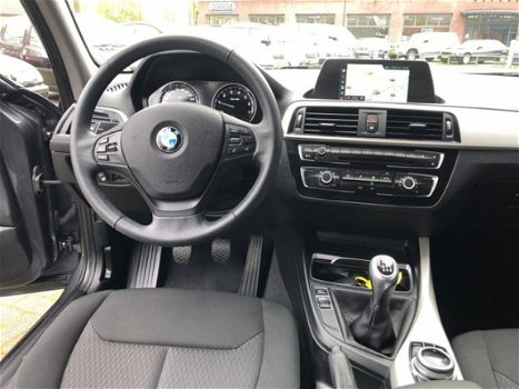 BMW 1-serie - 116I Executive Navi Airco(ECC) bj2018 - 1
