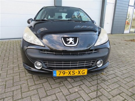 Peugeot 207 - 1.4 VTi XS verkeerd in nieuwstaat - 1