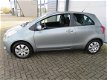 Toyota Yaris - 1.3 VVTi Sol verkeerd in nieuwstaat - 1 - Thumbnail