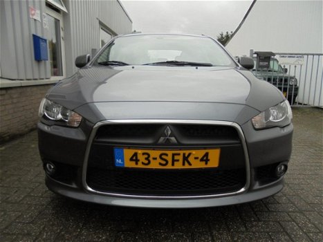 Mitsubishi Lancer Sportback - 1.6 Edition Two |leder int (2011) - 1