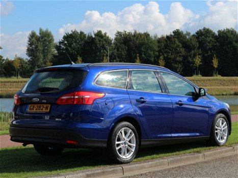 Ford Focus Wagon - 1.0 Trend Edition 100pk Navigatie/PDC/CruiseControl - 1