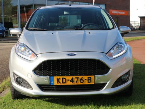 Ford Fiesta - 1.0 Style Ultimate (5-drs Hatchb.) 80pk Navigatie/PDC/Airconditioning - 1