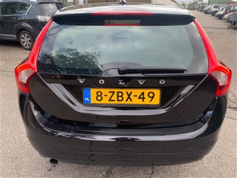 Volvo V60 - 1.6 D2 Summum - 1