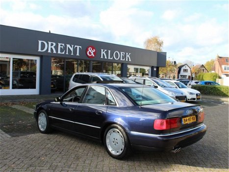 Audi A8 - 6.0 5V quattro 12 CYLINDER ORG NED GELEVERDE AUTO COMPLETE HISTORIE / YOUNGTIMER - 1