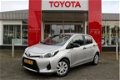 Toyota Yaris - 1.5 Full Hybrid Comfort 5 DEURS/ AUTOMAAT/ ECC/ RADIO CD-SPELER - 1 - Thumbnail