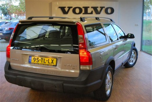 Volvo XC70 - Cross Country 2.4T - UNIEK Weinig KM Dealer onderhouden Youngtimer - 1