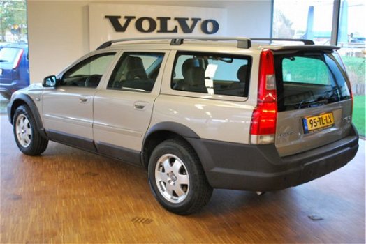 Volvo XC70 - Cross Country 2.4T - UNIEK Weinig KM Dealer onderhouden Youngtimer - 1