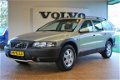 Volvo XC70 - Cross Country 2.4T - UNIEK Weinig KM Dealer onderhouden Youngtimer - 1 - Thumbnail