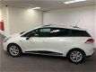 Renault Clio Estate - 0.9 TCe Limited Navigatie, Airco, Cruise controle, - 1 - Thumbnail