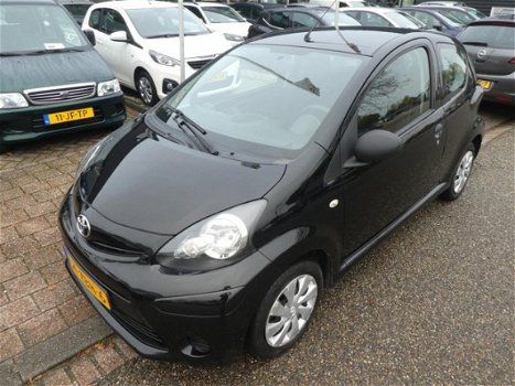 Toyota Aygo - 1.0 12V VVT-I 3DRS MMT Z - 1