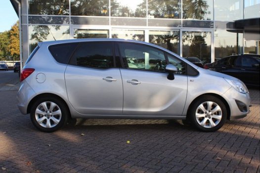 Opel Meriva - 1.4 Business Edition / Navigatie / LMV / 78.759 km - 1