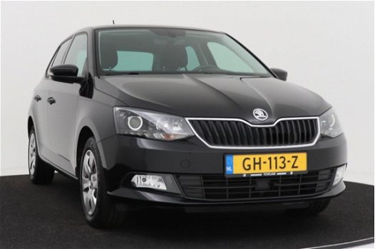 Skoda Fabia - 1.2 TSI First Edition Ambition | Parkeersensoren | Climate control - 1