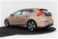 Volvo V40 - 2.0 D4 Summum Business | Sportpakket | Panoramadak | LEER | etc etc - 1 - Thumbnail